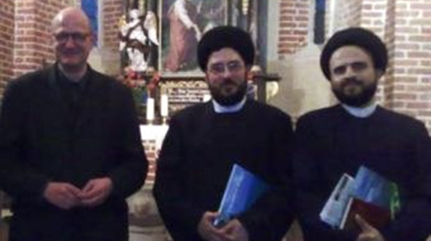 برنامۀ آشنایی با اسلام در یک کلیسای قدیمی